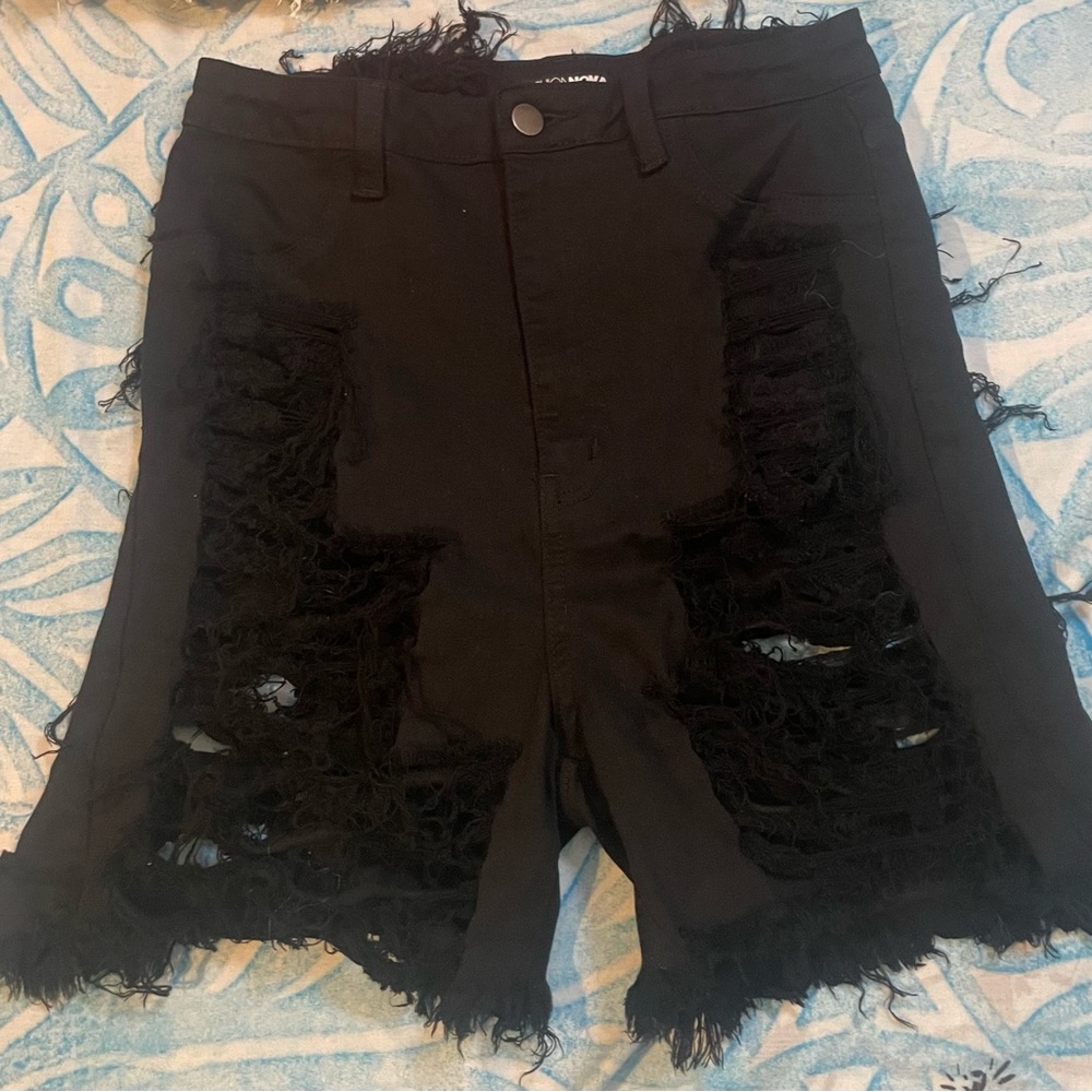 Fashion Nova Black Distressed Jean Shorts
